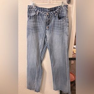 Cowgirl Tuff Co. Jeans